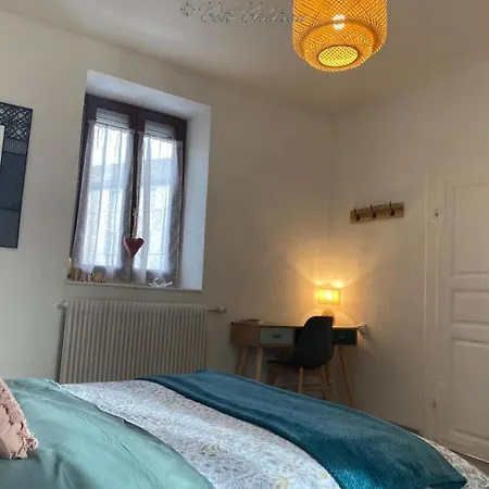 Coquette Maison, Cote Chateau A En Alsace