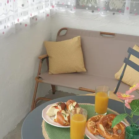 Coquette Maison, Cote Chateau A En Alsace