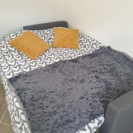 Holiday home Coquette Maison, Cote Chateau A En Alsace